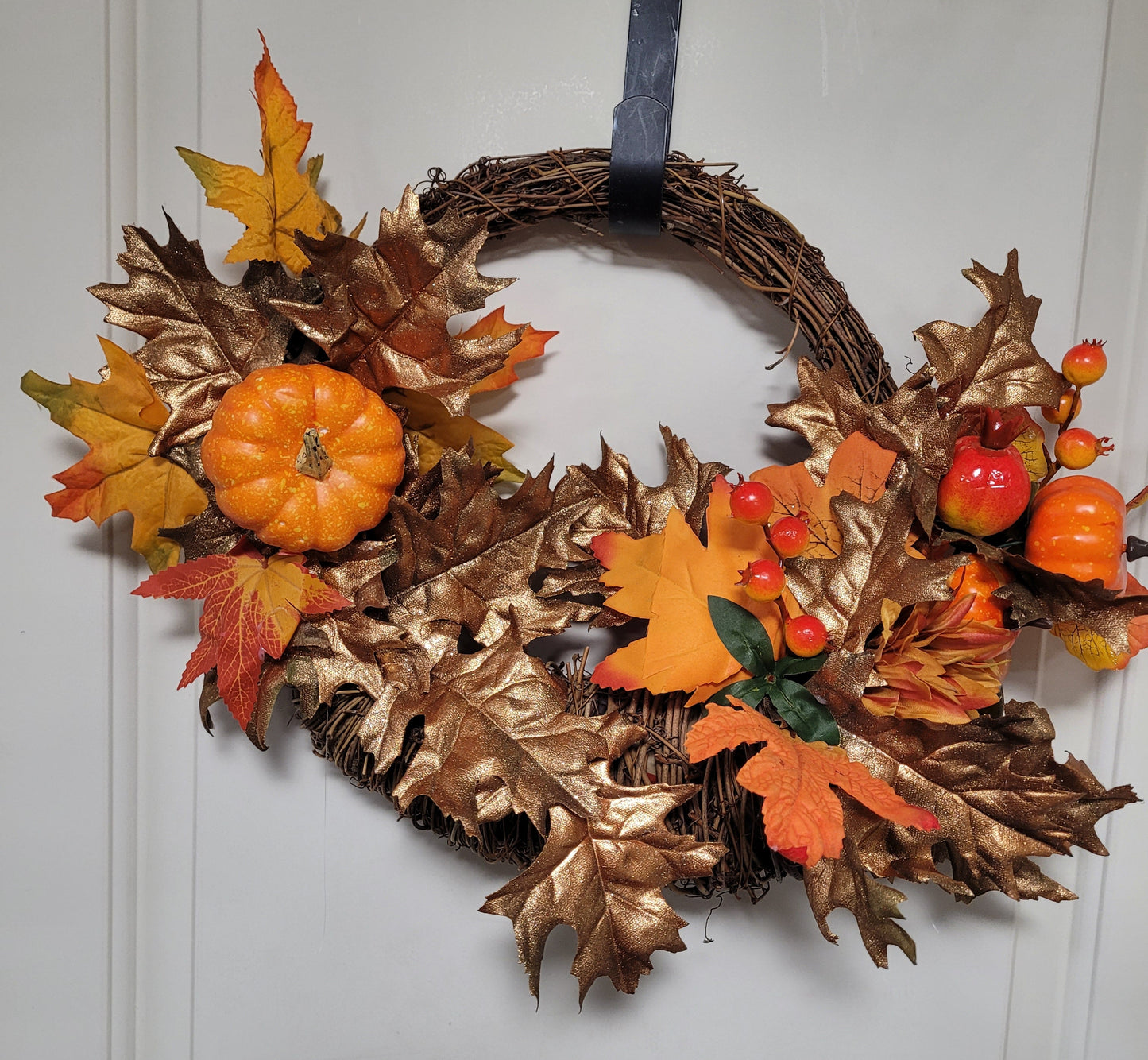 Glittery Cornucopia