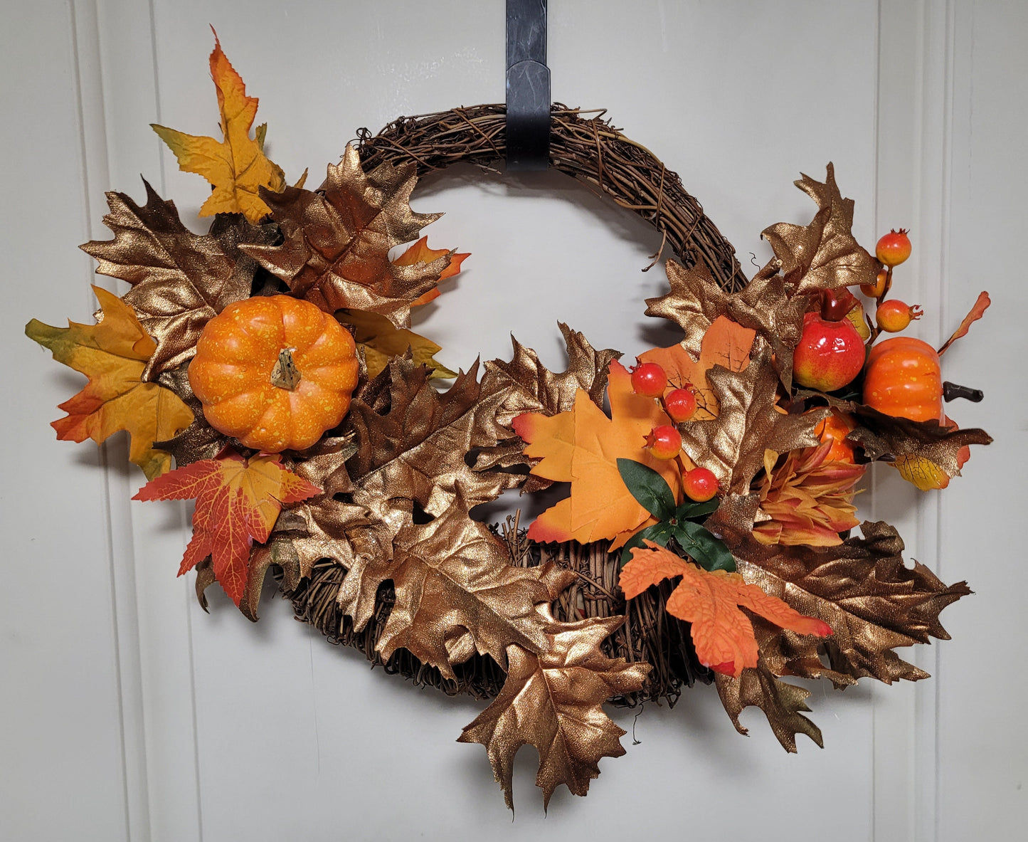 Glittery Cornucopia