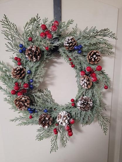 Snowy Berries Wreath